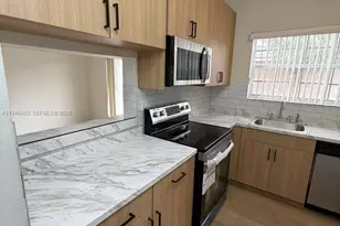 1791 NW 96th Terrace, Pembroke Pines, FL 33024 - Photo 5