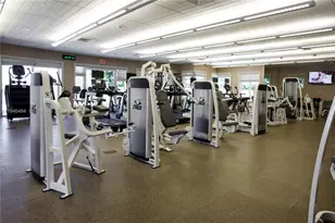 19900 E Country Club Dr, Aventura, FL 33180 - Photo 21