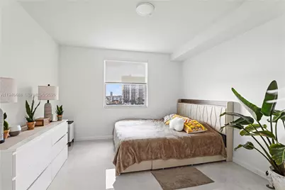 17150 N Bay Rd #2707, Sunny Isles Beach, FL 33160 - Photo 7