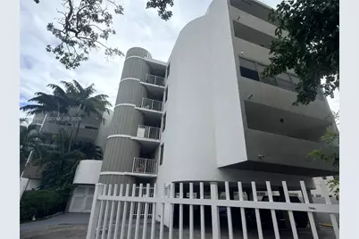 2000 Biarritz Dr #202, Miami Beach, FL 33141 - Photo 1