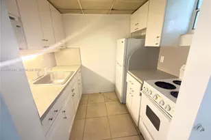 2000 Biarritz Dr, Miami Beach, FL 33141 - Photo 3