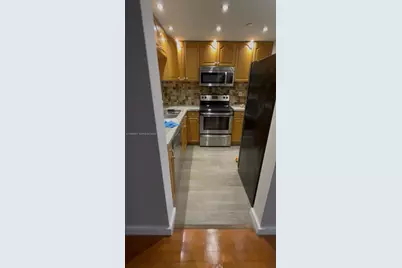 911 E Ponce De Leon Blvd #403, Coral Gables, FL 33134 - Photo 11