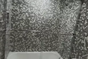 911 E Ponce De Leon Blvd, Coral Gables, FL 33134 - Photo 21