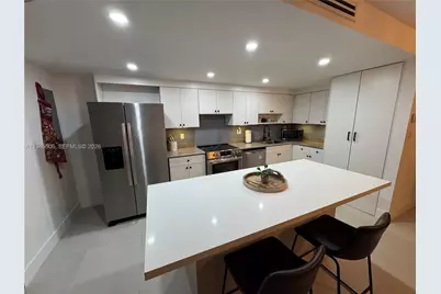14293 Kendale Lakes Cir #14293, Miami, FL 33183 - Photo 3