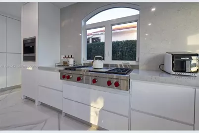 3368 NE 169th St, North Miami Beach, FL 33160 - Photo 29