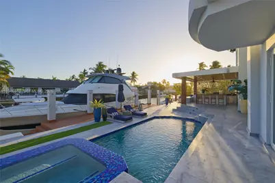 3368 NE 169th St, North Miami Beach, FL 33160 - Photo 7