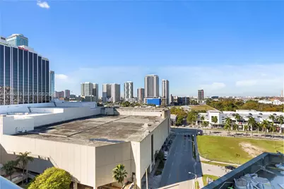 1750 N Bayshore Dr #1415, Miami, FL 33132 - Photo 13