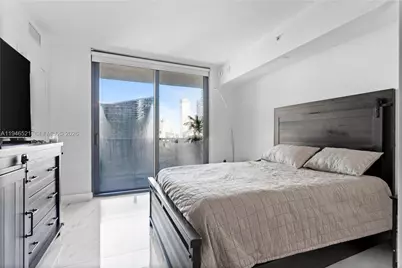 45 SW 9th St #1209, Miami, FL 33130 - Photo 5