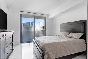 45 SW 9th St, Miami, FL 33130 - Photo 5