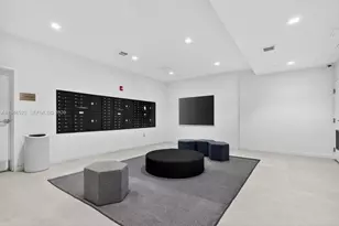 13800 Highland Dr, North Miami Beach, FL 33181 - Photo 31