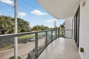 13800 Highland Dr, North Miami Beach, FL 33181 - Photo 27