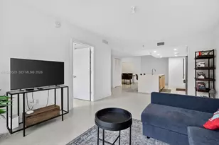 13800 Highland Dr, North Miami Beach, FL 33181 - Photo 11