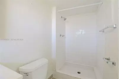 2250 NE 136th St #0, North Miami Beach, FL 33181 - Photo 15