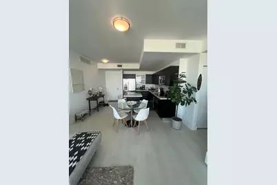 90 SW 3rd St #3706, Miami, FL 33130 - Photo 9