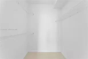 17100 N Bay Rd, Sunny Isles Beach, FL 33160 - Photo 9