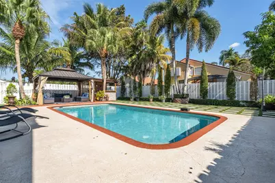 2003 NW 181st Ave, Pembroke Pines, FL 33029 - Photo 37