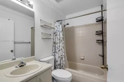 2003 NW 181st Ave, Pembroke Pines, FL 33029 - Photo 35