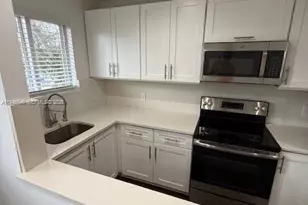 2006 Calais Dr, Miami Beach, FL 33141 - Photo 9