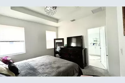 2677 SE 13th Ct, Homestead, FL 33035 - Photo 7