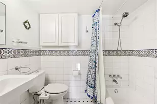 13503 NE 23rd Pl, North Miami, FL 33181 - Photo 19