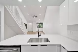 1846 Racquet Ct, North Lauderdale, FL 33068 - Photo 7