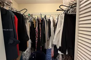 31 SE 5th St, Miami, FL 33131 - Photo 9