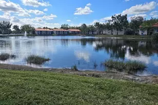 1721 Balfour Point Dr, West Palm Beach, FL 33411 - Photo 9