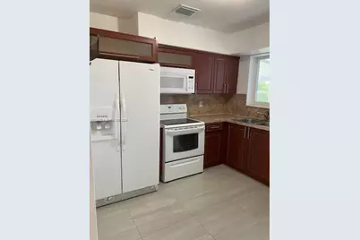 1170 NW 90th St, Miami, FL 33150 - Photo 7