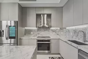1030 15th St, Miami Beach, FL 33139 - Photo 3