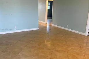 3212 NE 10th St, Pompano Beach, FL 33062 - Photo 3