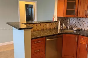 3212 NE 10th St, Pompano Beach, FL 33062 - Photo 7