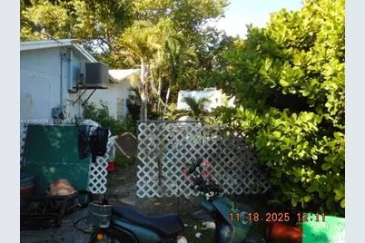 19010 Bel Aire Dr, Cutler Bay, FL 33157 - Photo 17