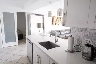 19701 E Country Club Dr, Aventura, FL 33180 - Photo 21