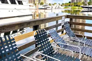 19701 E Country Club Dr, Aventura, FL 33180 - Photo 3