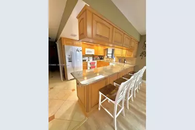 1601 Regal Oak Dr, Kissimmee, FL 34744 - Photo 9