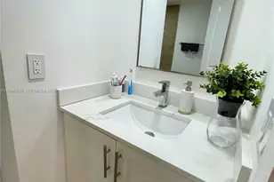 9800 W Bay Harbor Dr, Bay Harbor Islands, FL 33154 - Photo 17