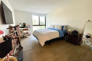 9800 W Bay Harbor Dr, Bay Harbor Islands, FL 33154 - Photo 15