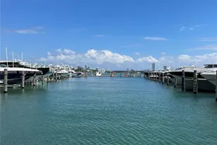 7601 E Treasure Dr, North Bay Village, FL 33141 - Photo 21