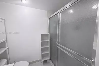 5700 Collins Ave #15F, Miami Beach, FL 33140 - Photo 19