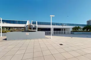 3625 N Country Club Dr, Aventura, FL 33180 - Photo 63