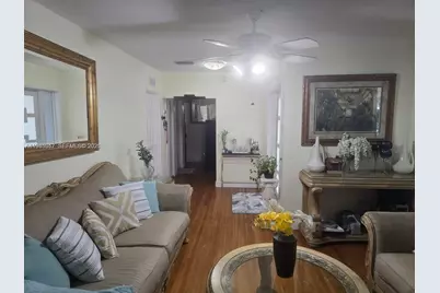 2733 Washington St, Hollywood, FL 33020 - Photo 3