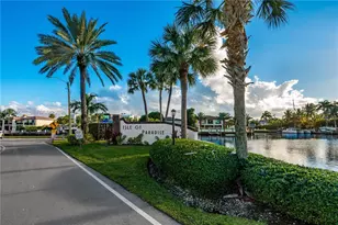 440 Paradise Isle Blvd, Hallandale Beach, FL 33009 - Photo 7