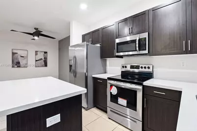 20814 NE 5th Ct, Miami, FL 33179 - Photo 7