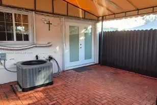 8531 SW 109th Ave, Miami, FL 33173 - Photo 11