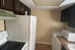 4365 Aqua Vista Dr, Orlando, FL 32839 - Photo 5