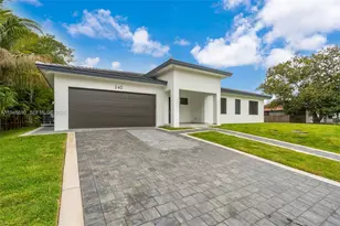 240 NE 156th St, Miami, FL 33162 - Photo 3