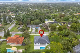 240 NE 156th St, Miami, FL 33162 - Photo 37