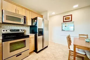 9501 Sunrise Lakes Blvd, Sunrise, FL 33322 - Photo 11