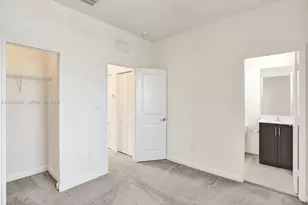 3436 W 111th Pl, Hialeah, FL 33018 - Photo 27