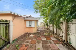 1726 Roosevelt St, Hollywood, FL 33020 - Photo 39